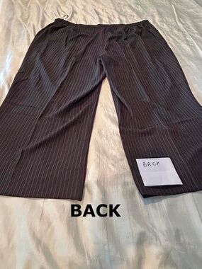 PANTS CONTROL FIT, BLACK STRIPE SIZE 30, SILKY FABRIC, FRONT POCKETS, FRONT ZIPP